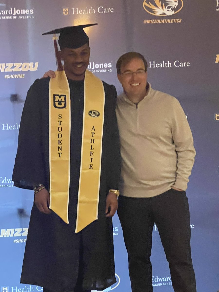 Congratulations to <a href="/jake_hoffman1/">Jake Hoffman</a> <a href="/_ybvon/">Javon Foster</a> <a href="/Bobby_Lawrence_/">Bobby Lawrence</a> and <a href="/Tauskie88/">Tauskie Dove</a>