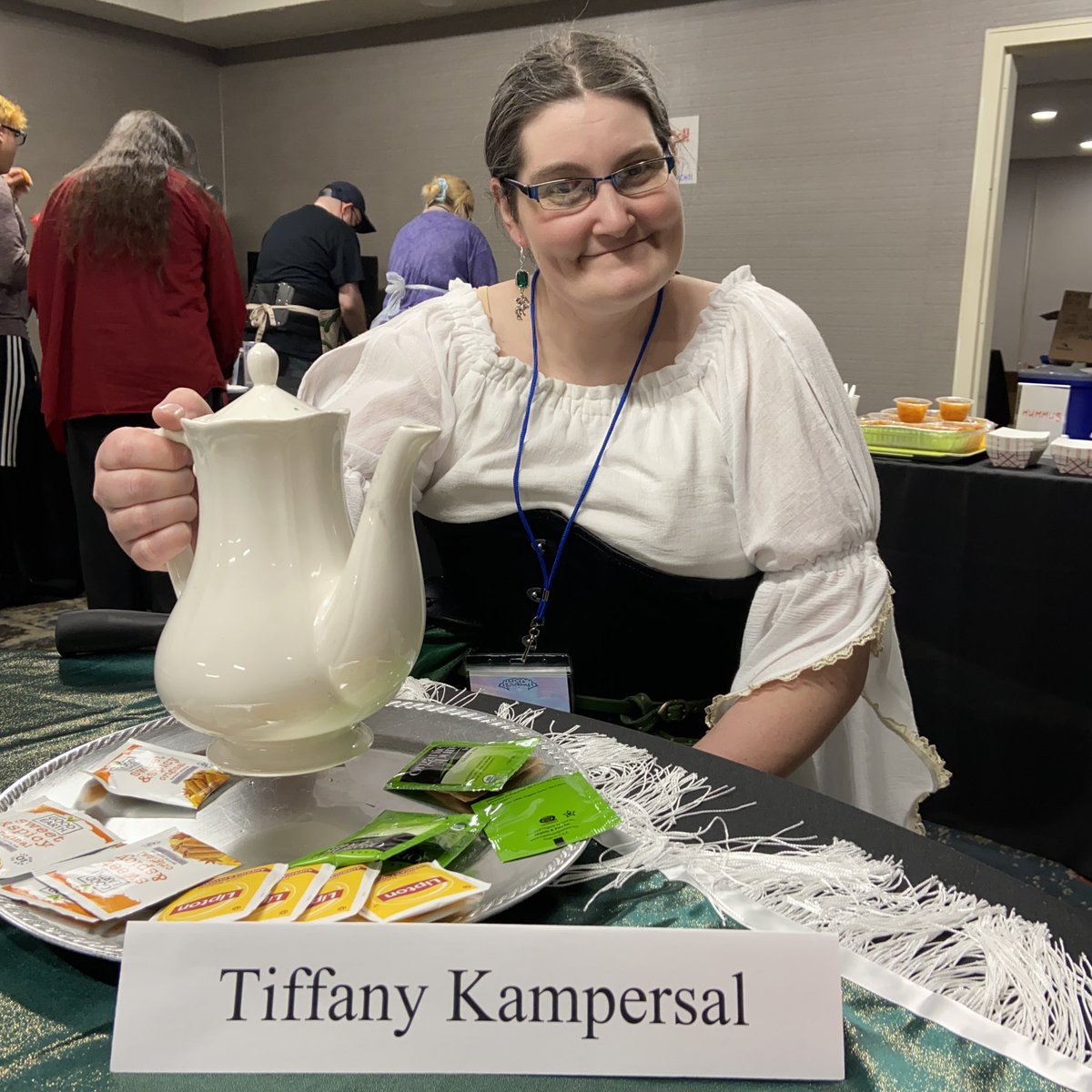 JoellePresby's tweet photo. Tiffany hosted a wonderful TeaRMN event at #MarCon. They make #tRMN proud. #theRoyalManticoranNavy https://t.co/U5dXOI9V2t