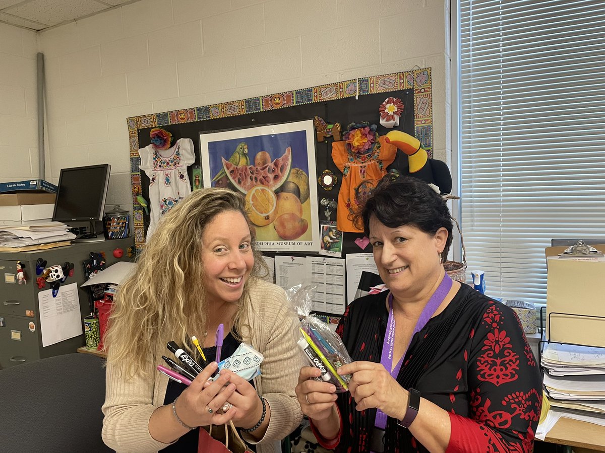 FHS Dude. Be Nice with the support of the SCA pulled off the grand finale of teacher appreciation week! Snacks for all! And lots of them! Plus heartfelt thank you notes and teacher treat bags! ❤️#teacherappreciation <a href="/dudebenice/">dude. be nice</a> <a href="/fauquierhs/">fauquierhsnews</a>  THANK YOU TEACHERS!!!