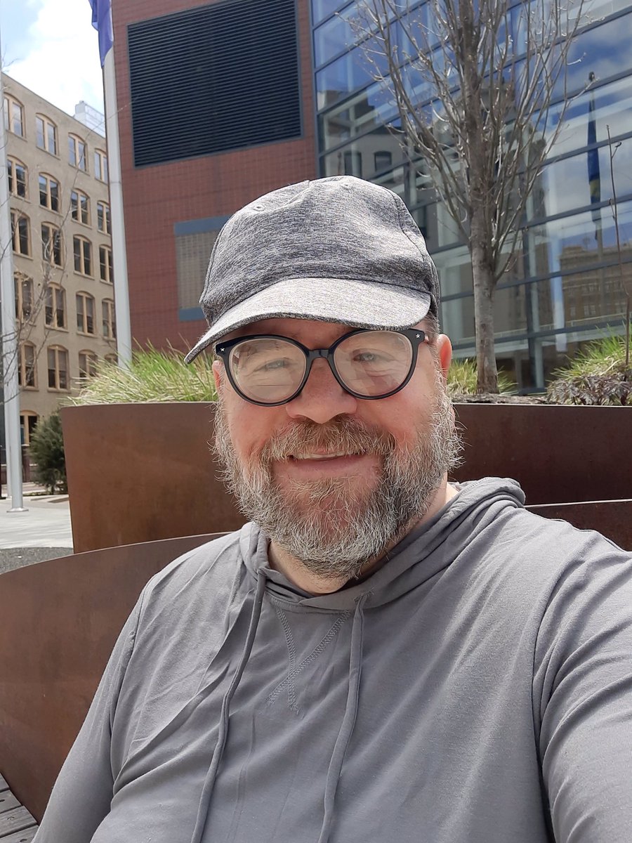 p_drent's tweet photo. Three stages of a dayβ¦
#thisiswhst58lookslike #bearsofinstagram #bearsoftwitter #bearsoffacebook https://t.co/1N9G2yqe12