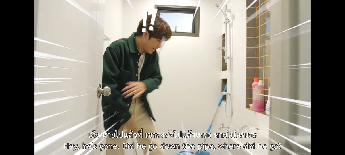 angelxshinki's tweet photo. ก็ดูรายการคู่มาหลายรายการนะ แต่เพิ่งเคยเจอคู่ที่ชวนกันมาเปิดรายการในส้วมนี่ล่ะค่ะ 😂😂
#พร้อมมาร์ค
#MSIWAT
#prompayy
#PartofMeEp2xGrabExpress https://t.co/GQCyuXpvzQ