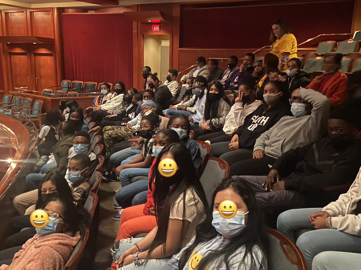 Today the VPA team took students to see the amazing Alvin Ailey American Dance Theater at NJPAC. Students had an incredible time and the show was phenomenal!
<a href="/NJPACArtsEd/">NJPAC Arts Education</a> <a href="/Gerald_Fitzhugh/">Gerald Fitzhugh II, Ed.D. 👌🏾♦️👌🏾♦️KAY</a> <a href="/RPCS369/">Rosa Parks Community School</a>