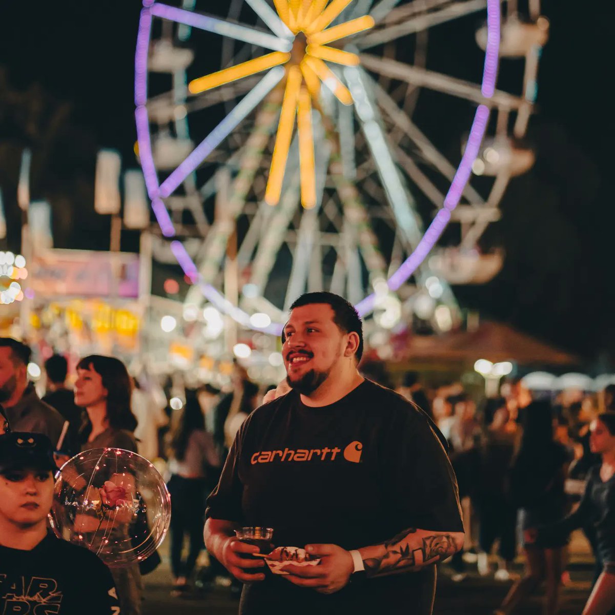 Fotoac1's tweet photo. @KSivachukArt Moment in the fair https://t.co/nGCVIvv0g9