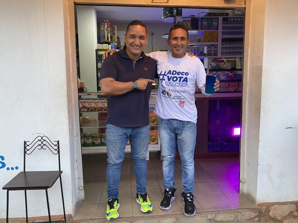 Bienvenido el compañero Luis Matute líder emergente del sector Fernández Padilla en #Barcelona. Aquí estamos dando la cara por AD en #Anzoategui y #ResteadosConBernabe rumbo a las elecciones internas!!! #11JUN