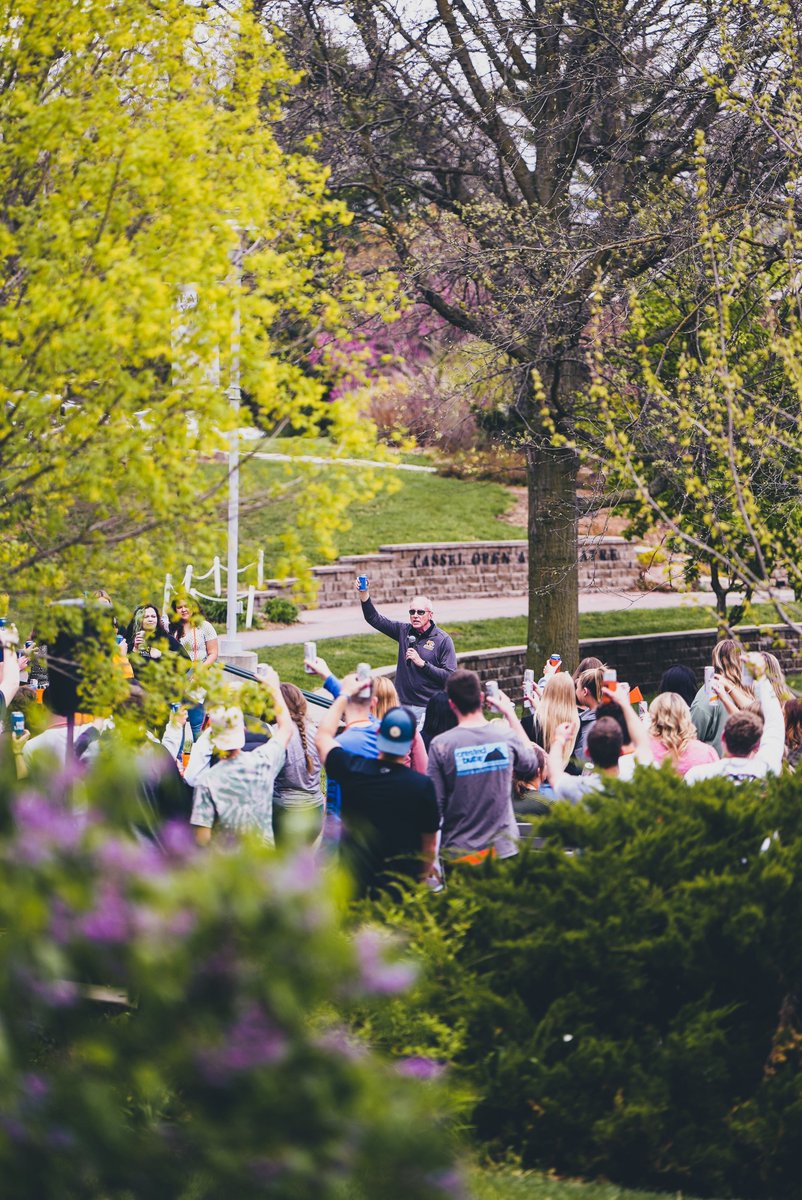 Cheers to the Class of 2022! 🍻

#GoDoane #Doane2022
