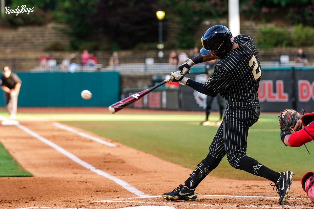 VandyBoys's tweet photo. 📸⚾️💥

#VandyBoys | @javiervaz8 https://t.co/n6OM5lvVSi