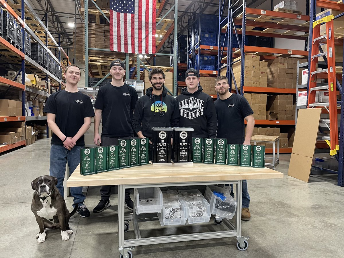 DukeWeskamp's tweet image. My young manufacturing ninjas… and Gracie the shop dog mugging with some #serioushardware headed out for this months @KayakBassFish Trail series and Pro series.
#Americanmade #kayakbassfishing #chadhoover #KetchProducts #Ketch