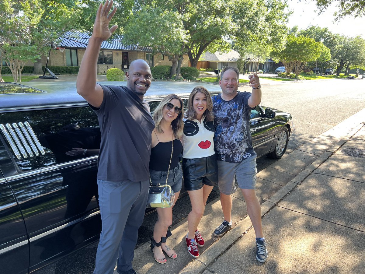MPSallusti73's tweet photo. #coldplaybound @CoachRufus42 #boomer https://t.co/9Bd9i4bW38