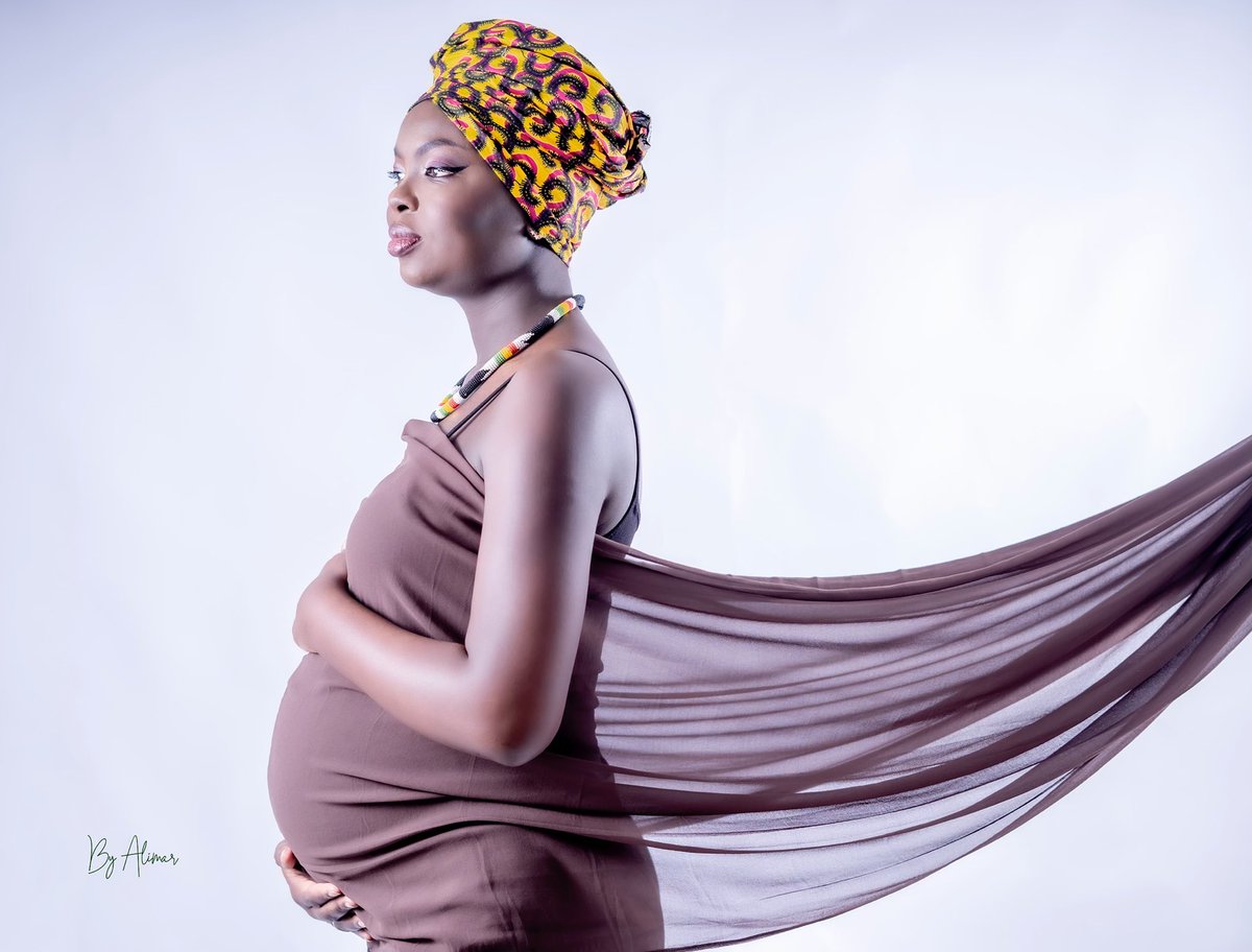 AlimarVision's tweet photo. 🖤🖤🖤 Plus belle est la femme africaine…….📸 @AlimarVision https://t.co/LY9mjKclca