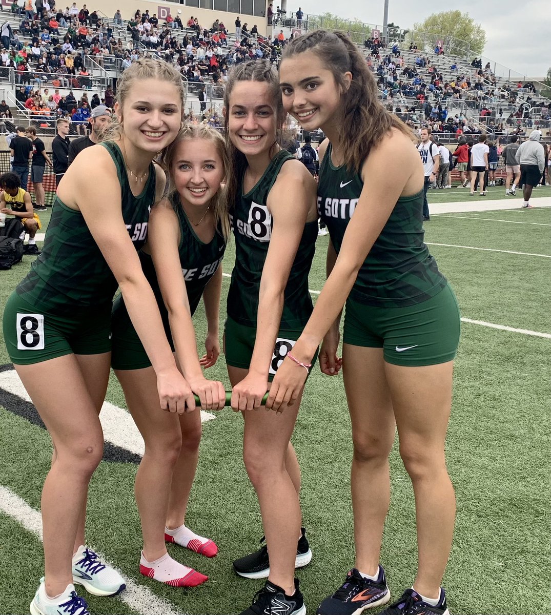 Both boys and girls 4x800 relay teams have BROKEN THE SCHOOL RECORD!!