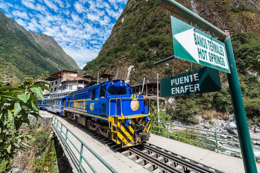 This train travels from Cusco and Ollantaytambo to Machu Picchu's station, Aguas Calientes. It's a stunning 3.5-hour journey through Peru's Sacred Valley and a nice way to commence your trip to Machu Picchu. https://t.co/4i1Z0iqMtH