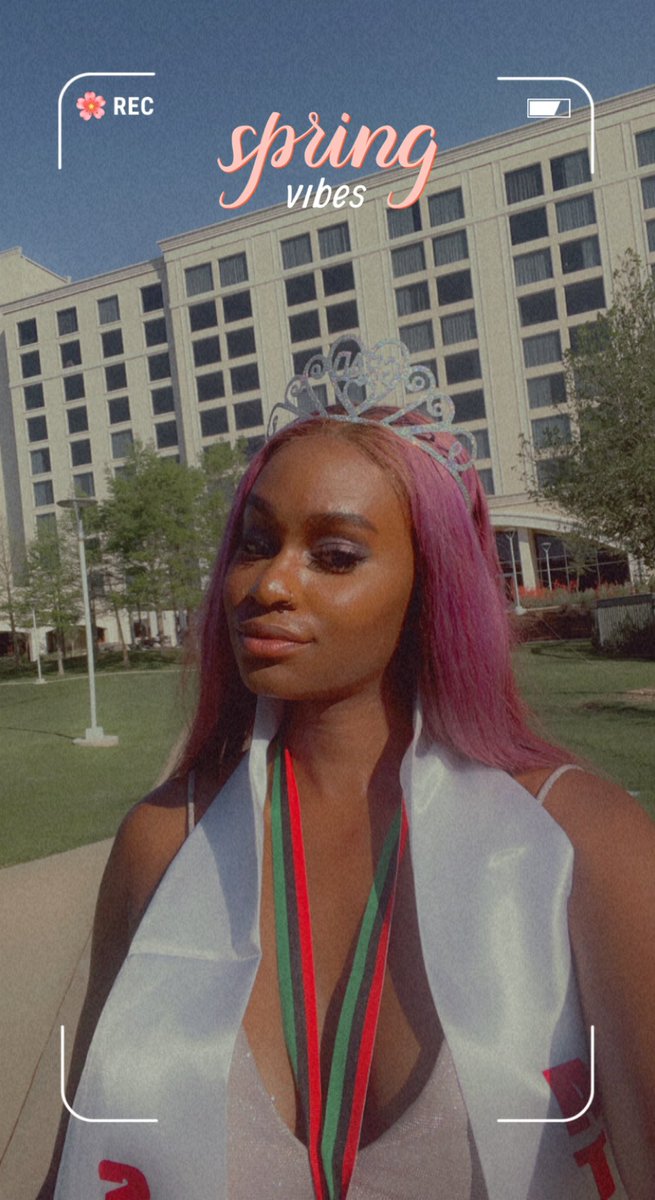 nolaprincess's tweet photo. Just to be clear Im not smiling because I graduated I’m smiling because I never have to go back to Henderson State University https://t.co/5Qq0227S5a