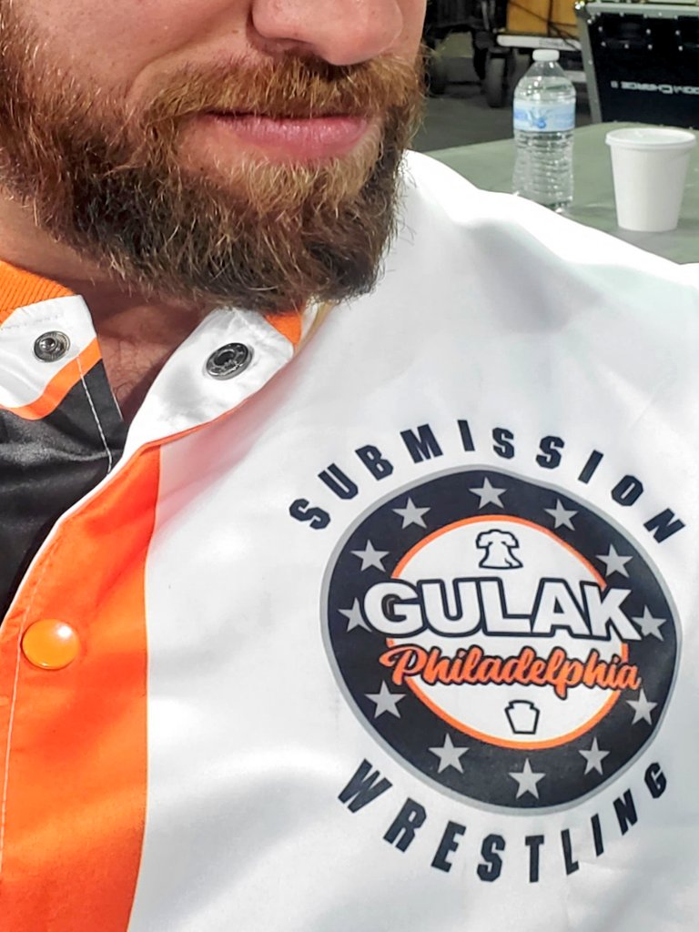 Drew Gulak tweet media