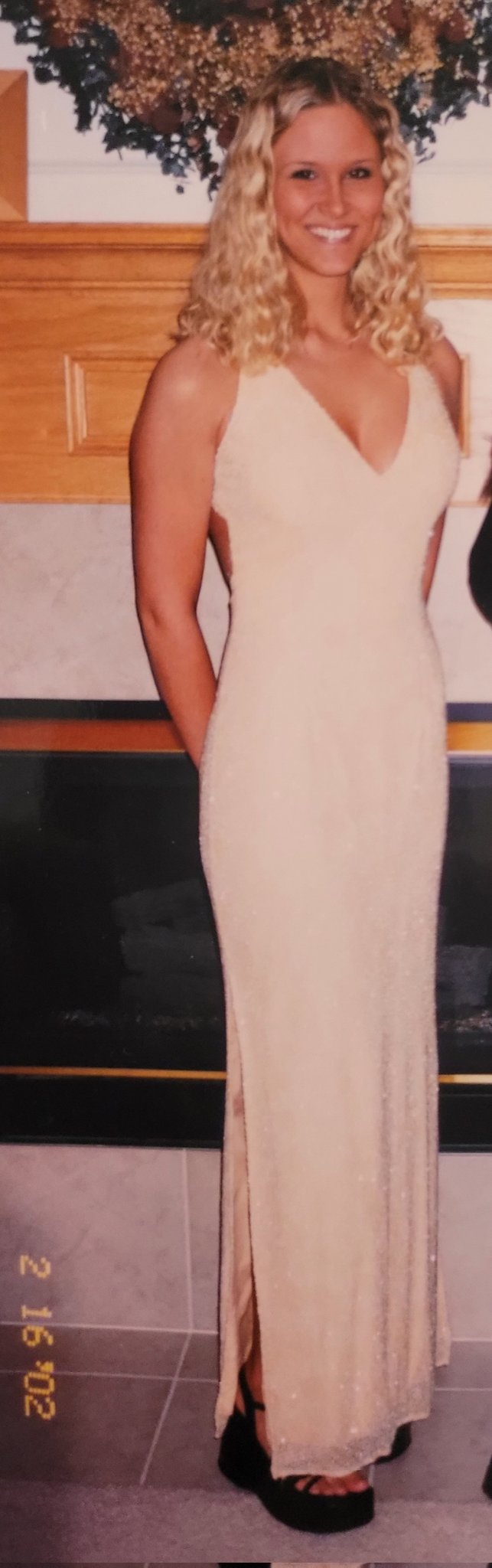 Milfs and Gilfs on Twitter: "RT @danikajones420: I was fuckin' smoking at 18 years old 🔥 I wish