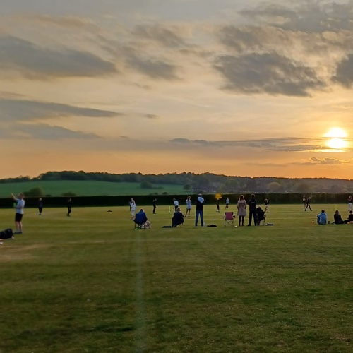 LatersBabyUK's tweet photo. #FiftyFans tonight I Clubbercised for 2.2 hot sweaty @CharityMiles for @operationsmile. 
Pic of Village Cricket #GirlsTraining 🏏 https://t.co/AtvxafYeaN