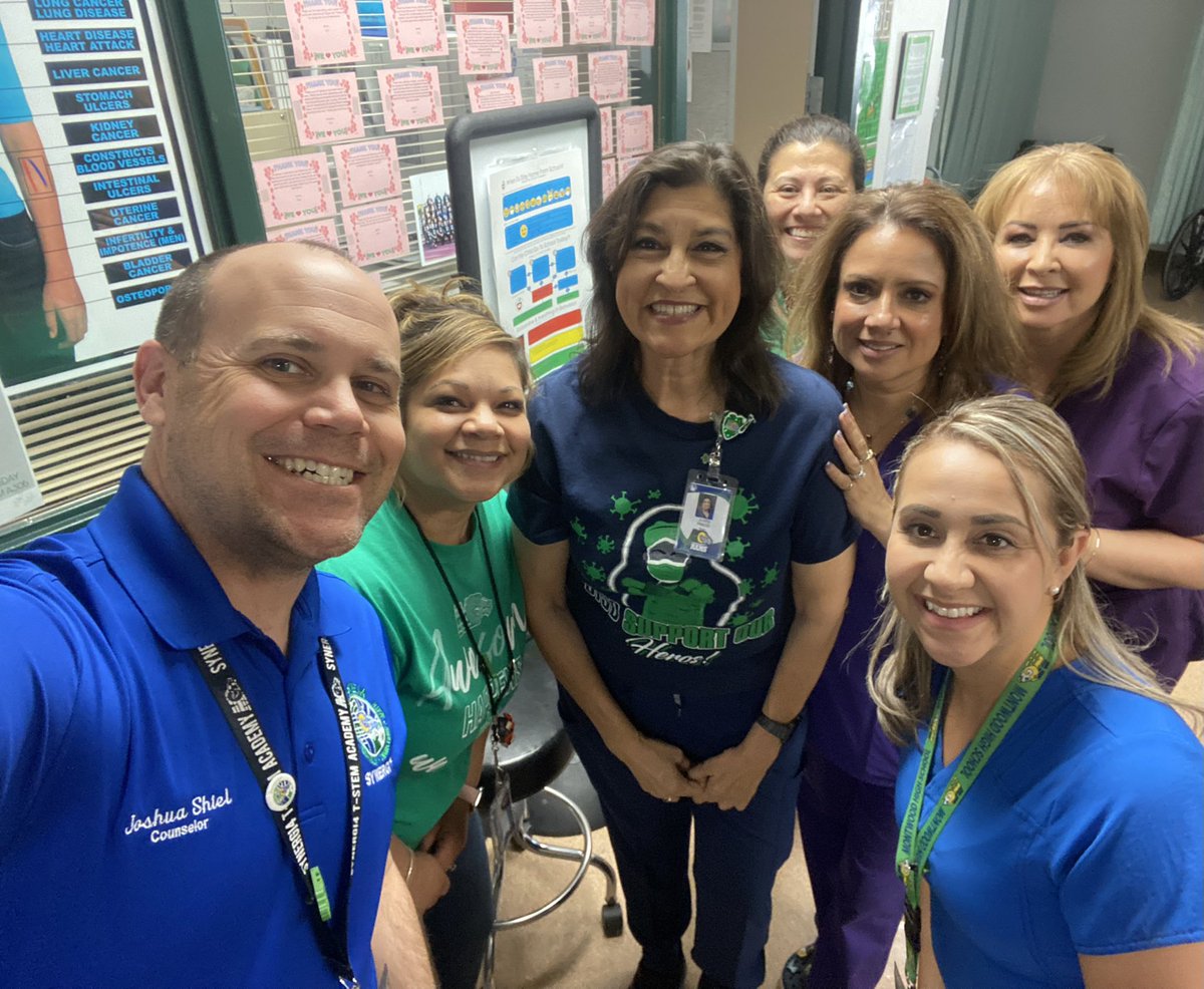 PriegoJudy's tweet photo. Thank you, MHS for all the gifts, love, and support. Had a RAMtastic Nurses Day🤒 #MHScounselors rock#TEAMSISD https://t.co/wr3K1VT9Yh