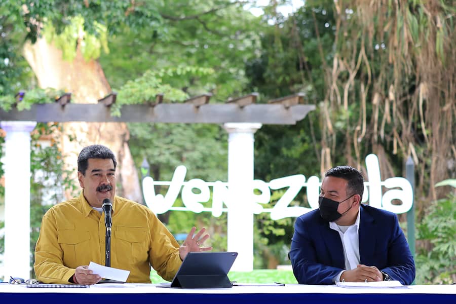 Pdte. Maduro insiste en la necesidad de generar conocimientos  para cuidar la naturaleza 

«La crisis ambiental, sus impactos y sus determinantes, es un tema vital.

¡Cómo puede existir sociedad, si no existe vida en el planeta!».
