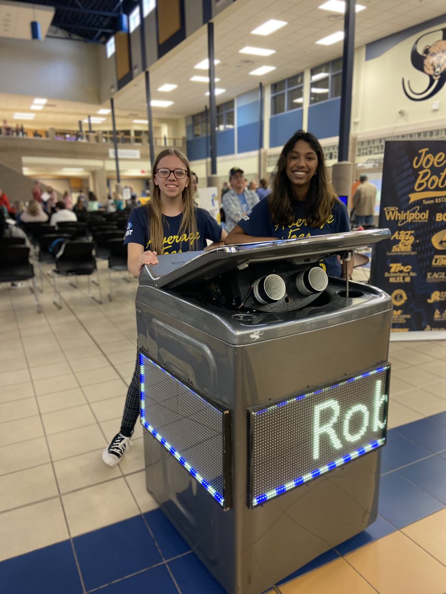 kristenbawks's tweet photo. What a special evening celebrating our @sjschools students at the Ren Baldwin Technology Festival. Thank you for your support @SJPS_Foundation! https://t.co/CzfOiKi69k