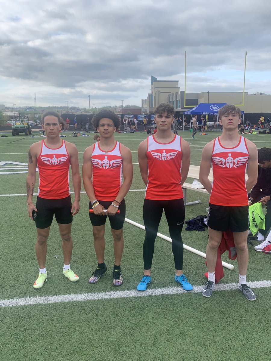 4x200m relay team takes 3rd 🥉 <a href="/James_Noel3/">James Noel</a> <a href="/FilionMaximo/">Maximo Filion</a> <a href="/samuelhall04/">Samuel Hall</a> <a href="/GusJ8969/">Gus Jones</a>