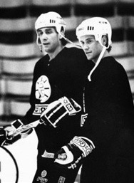 NHLhistorygirl's tweet image. MLB pitcher Tom Glavine skating at a Bruins practice. Glavine was a standout high school hockey player who turned down a college hockey scholarship and was drafted by LA Kings 69th overall in 1984.