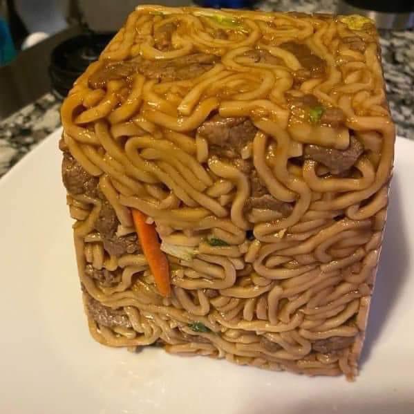 CardanoNoodz's tweet image. Just minted this metaverse plot 🤩