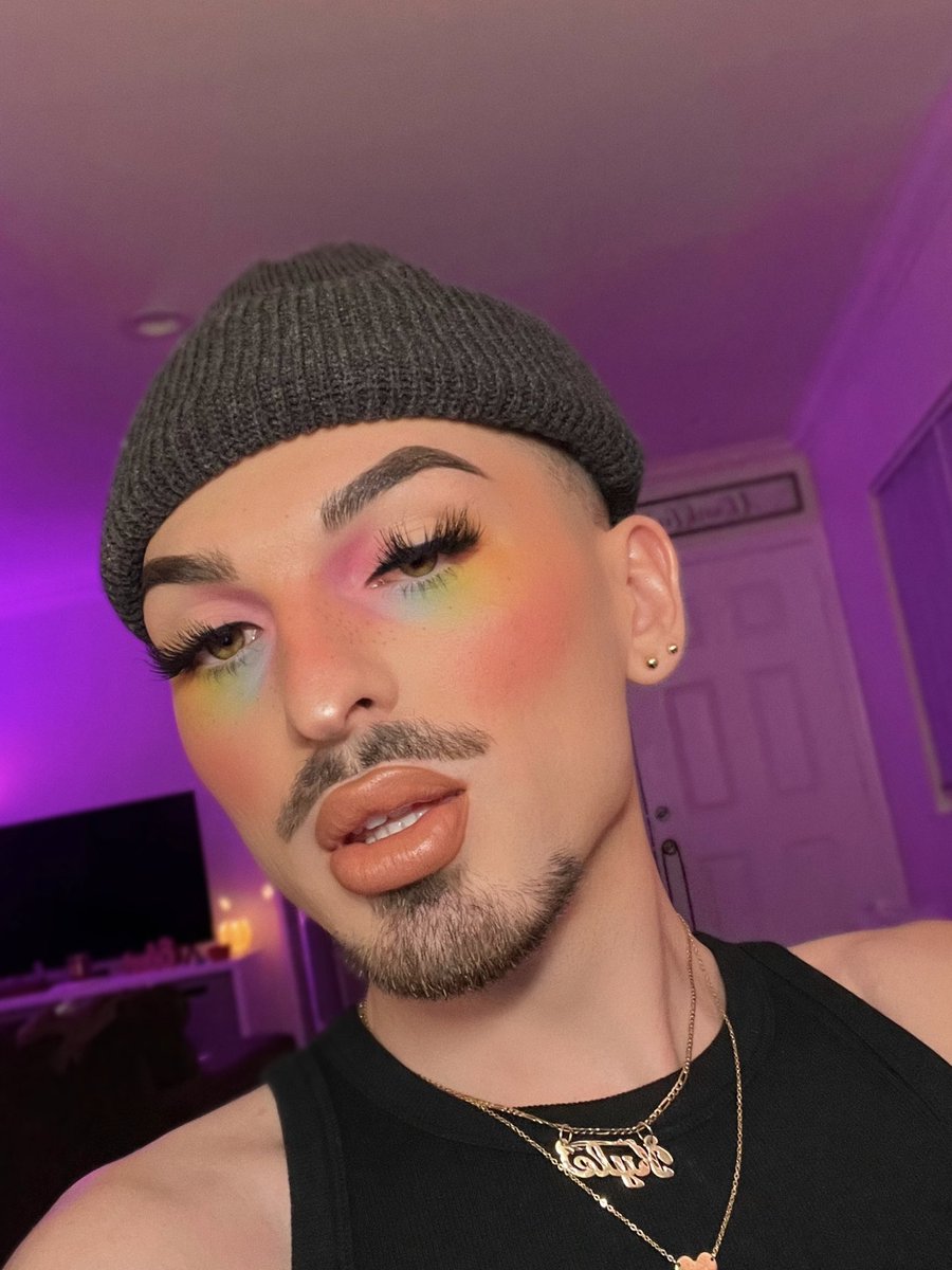 saw a trend going around of the rainbow under eyes and wanted to participate 🌈🥹👉🏼👈🏼
