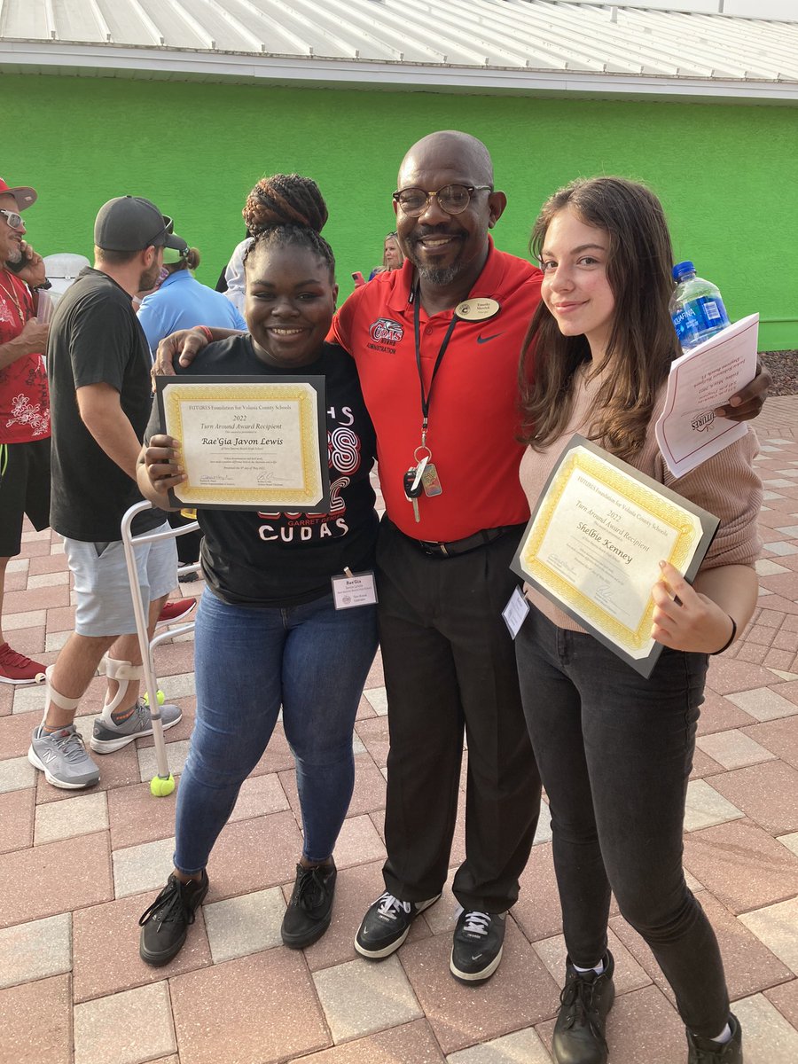 T2tuff's tweet photo. Congrats to NSBHS Turnaround students on this outstanding recognition.  Pictured are Makayla Kowatch, Shelby Kenney, and Rae’Gia Lewis.  #GreatKids #TurnaroundAwards #Futures #CudaSmart https://t.co/xZZKX8tNGX