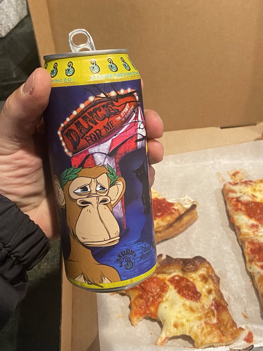 Sippin on some goodness tonight! 
🍺🔥🐵 <a href="/BarrierBrewing/">Barrier Brewing Co.</a> 
@WaistbandF <a href="/BoredApeYC/">Bored Ape Yacht Club 🍌</a> #BAYC #IPA #NFT #NFTCommumity #NY
