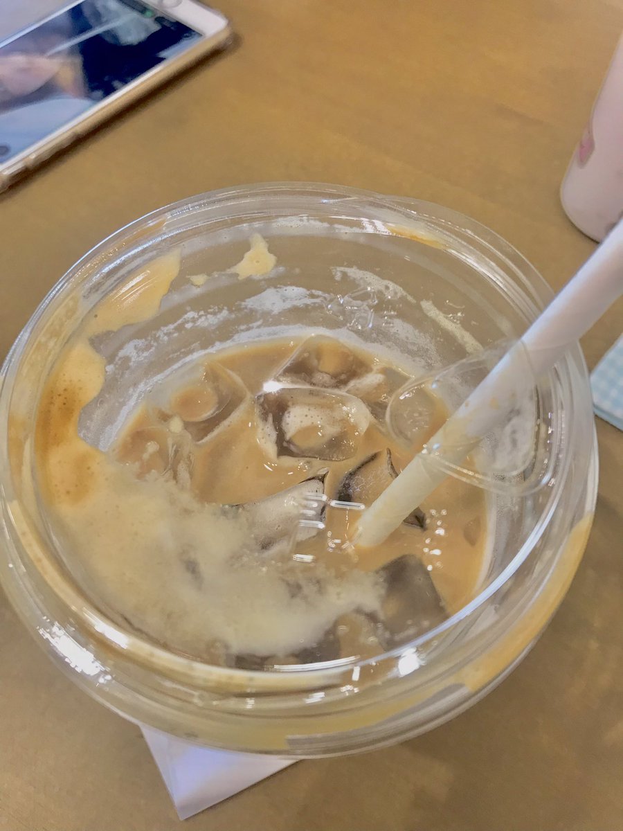 2002ishere's tweet image. ☕️ again 🌷🍃🪵