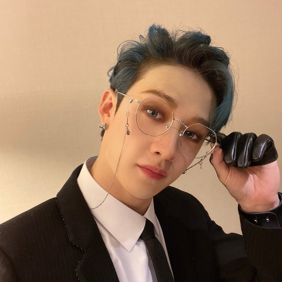 2yoochan97's tweet photo. hello guys, this is a new thinker account dedicated to 97 line #StrayKids's #BangChan and #Dreamcatcher's #Yoohyeon #Dami 🐺🐶🐼 https://t.co/KfuykvetSw