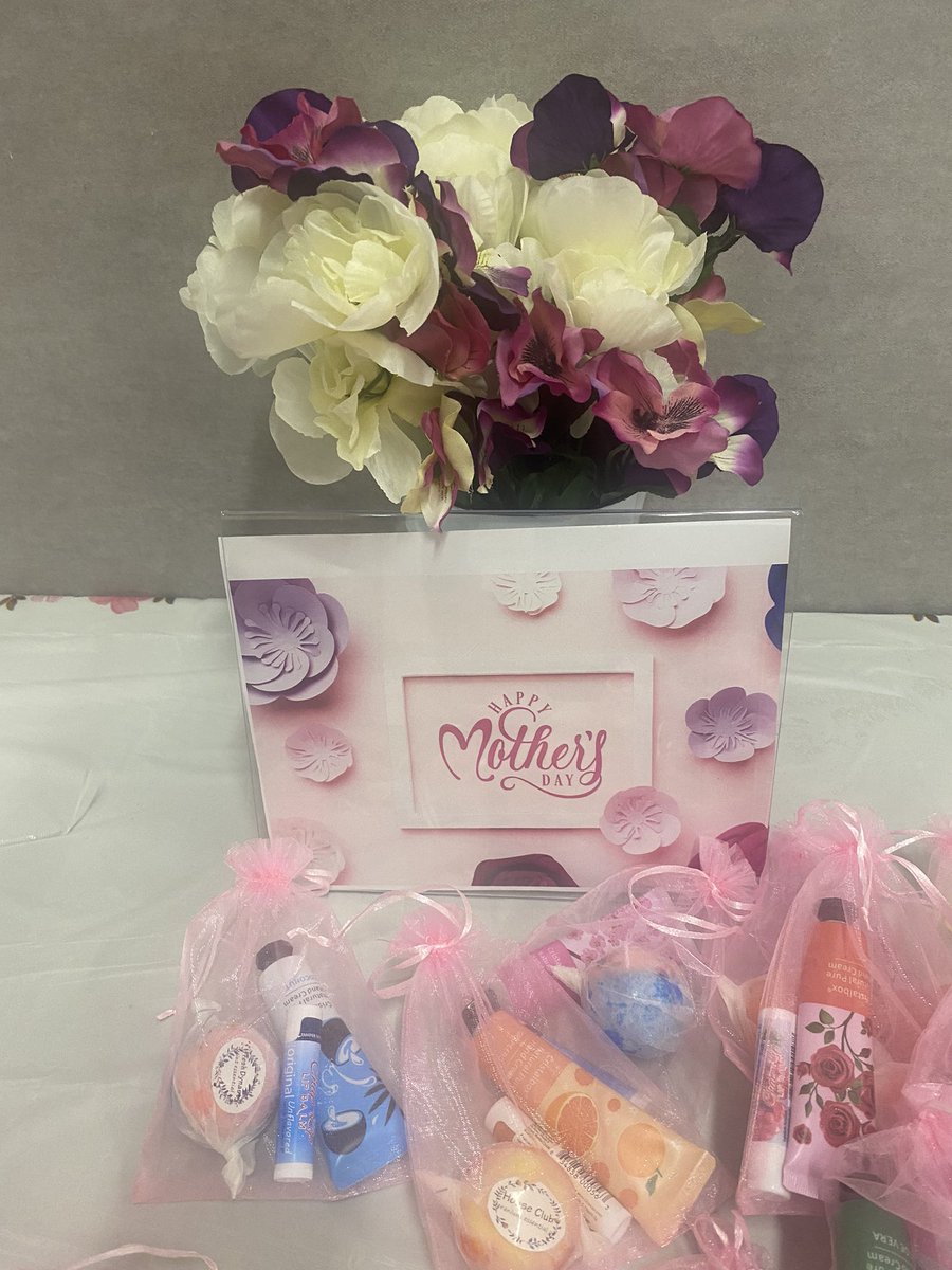 Mrs. Mcneil tweet media