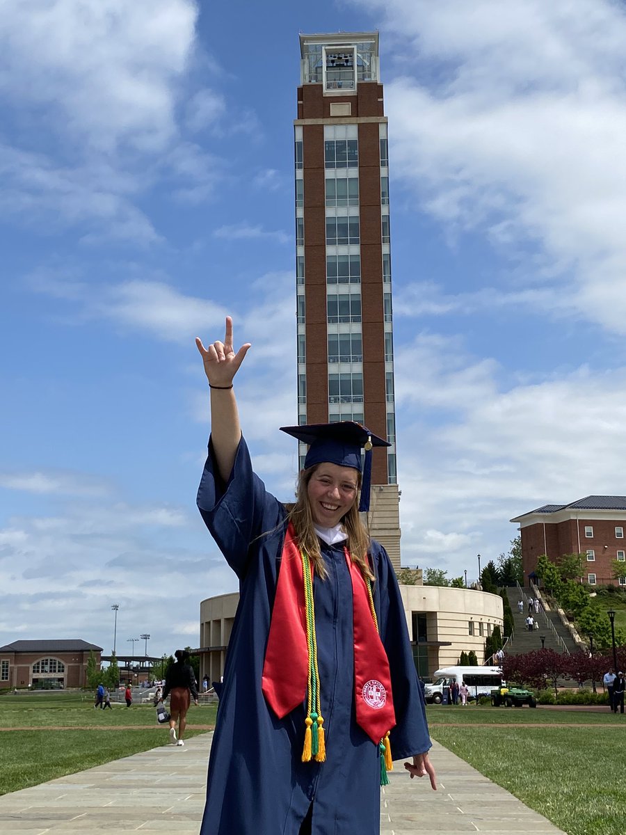 sha_olive's tweet photo. College Graduation is in the books! God blessed her and kept her! Proud of you Storee! #LUGRAD@LibertU https://t.co/aP7WULAa1H