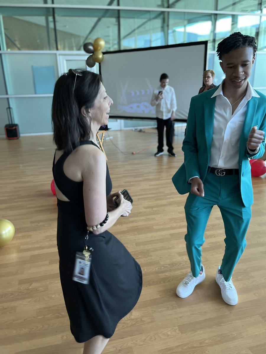 NFHS_TrueNorth's tweet photo. 1 Prom wasn’t enough! Tonight is their night!! #trueNorth #empower 
💙💃🏼💙🕺🏼💙

@forneyisd @justinwterry @PrincipalJung https://t.co/3OfLJRRtLv