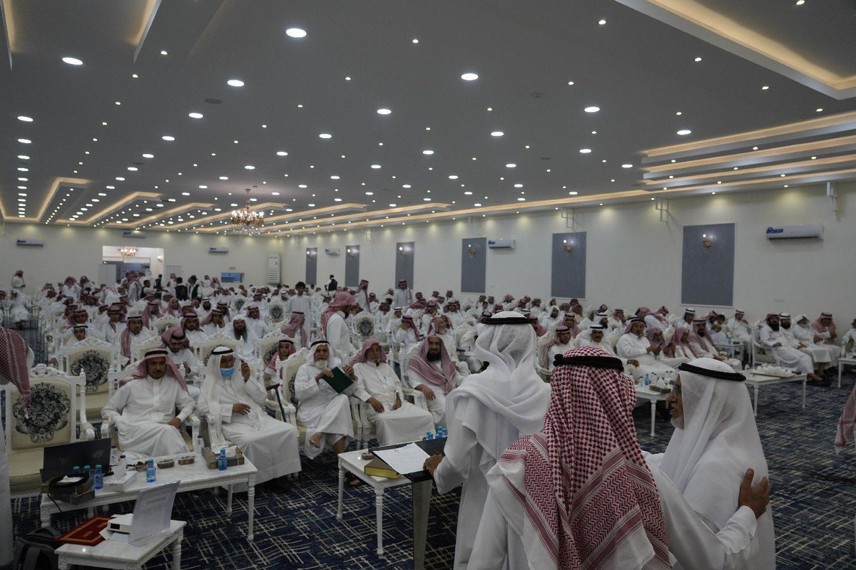 Gh589's tweet photo. اجتماع عيد الفطر المبارك لعوائل شايع الخضير الشايع 
وهي كل من 
(الشايع، الناصر. ، الحجي ، الخضيري، الخضير ) بالقصيم محافظة المذنب https://t.co/GfodH97OxO