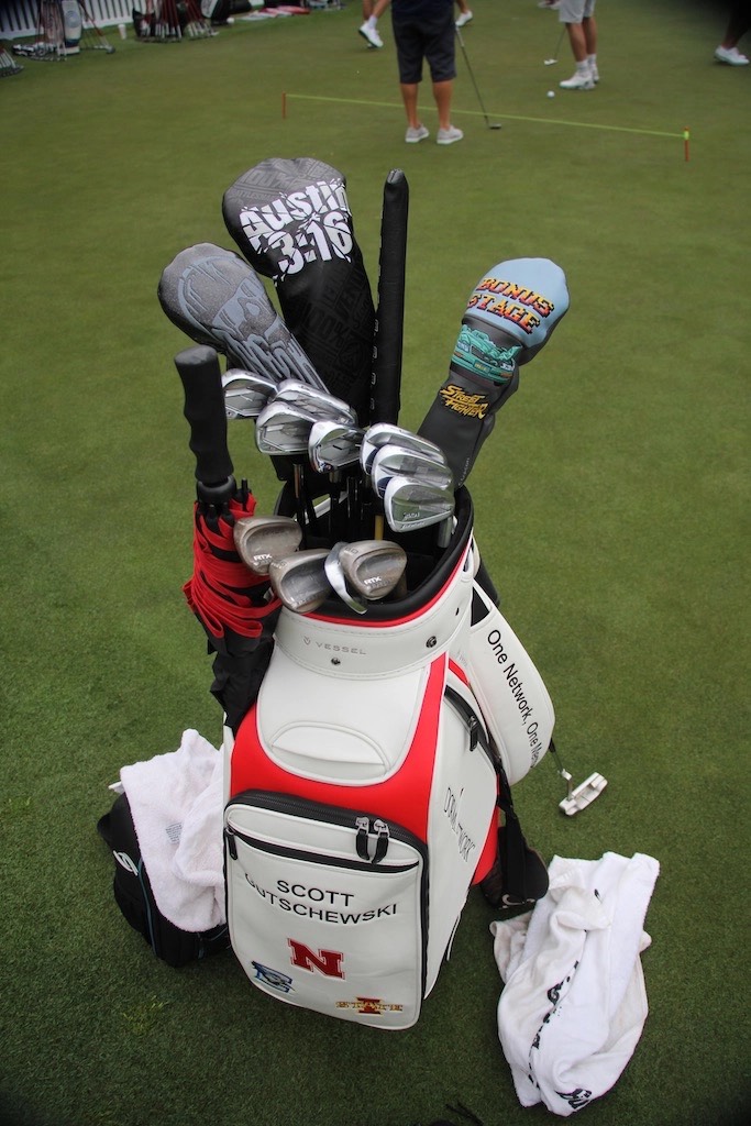 GarsenGolf's tweet photo. Spotted at the Wells Fargo Championship this week. PGA Tour player Scott Gutschewsi with his Garsen Max grip. #pgatour #wellsfargochampionship #scottycameron #garsengrips #tpcpotomac https://t.co/2eXpaKu4L9