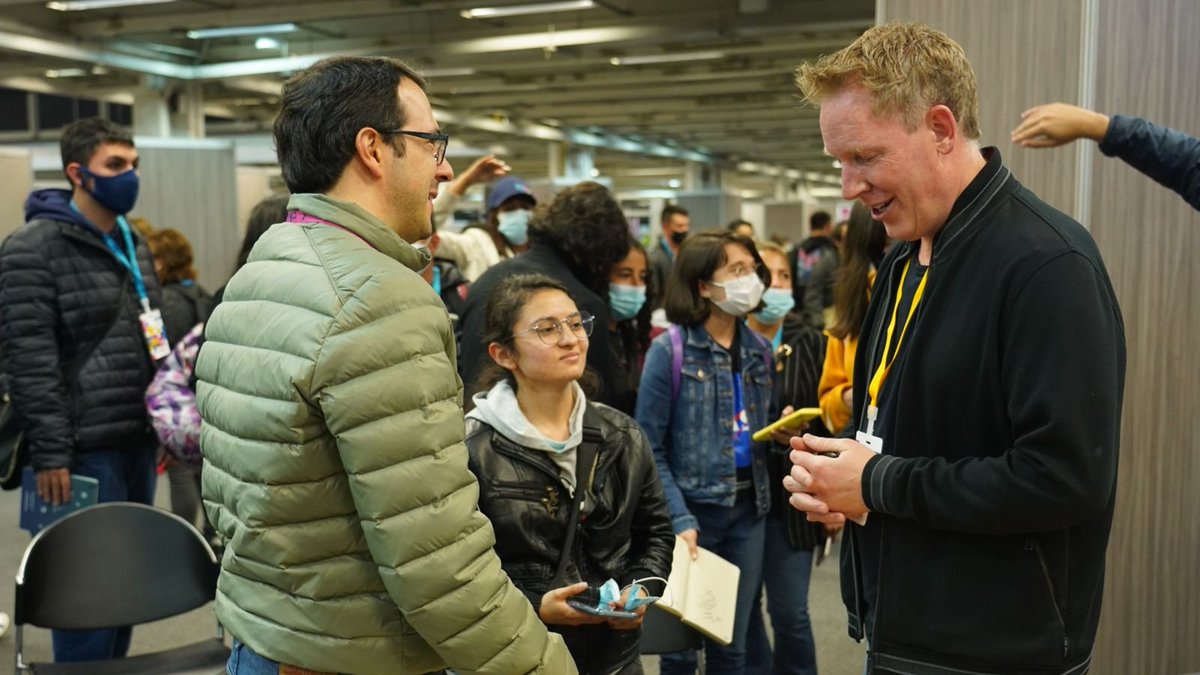 Ministerio_TIC's tweet photo. #AEstaHora en #Colombia40, el director de 'Encanto', @thejaredbush, comparte con los fanáticos de esta película en @CorferiasBogota en este #Col40Viernes, escenario donde además contará su experiencia en el cine y revelará los detalles detrás de esta producción🦋. https://t.co/ty9mKwerFx