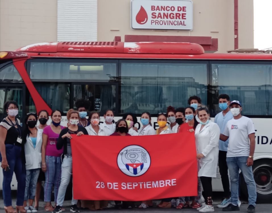 ¡Gracias #Cuba! ¡Más de 1500 donaciones hasta las 8pm!  #FuerzaCuba #CDRCuba #SomosDelBarrio #HotelSaratoga