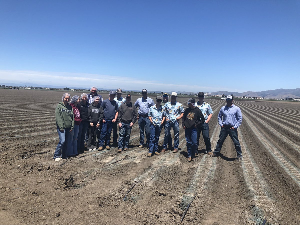 phsagmech's tweet photo. Petaluma FFA members got a great glimpse of the Salinas Valley’s produce production today from seedling to packing we covered it all! @Petk12schools @PetalumaHigh @karntz15 https://t.co/TOoj1VAoBe