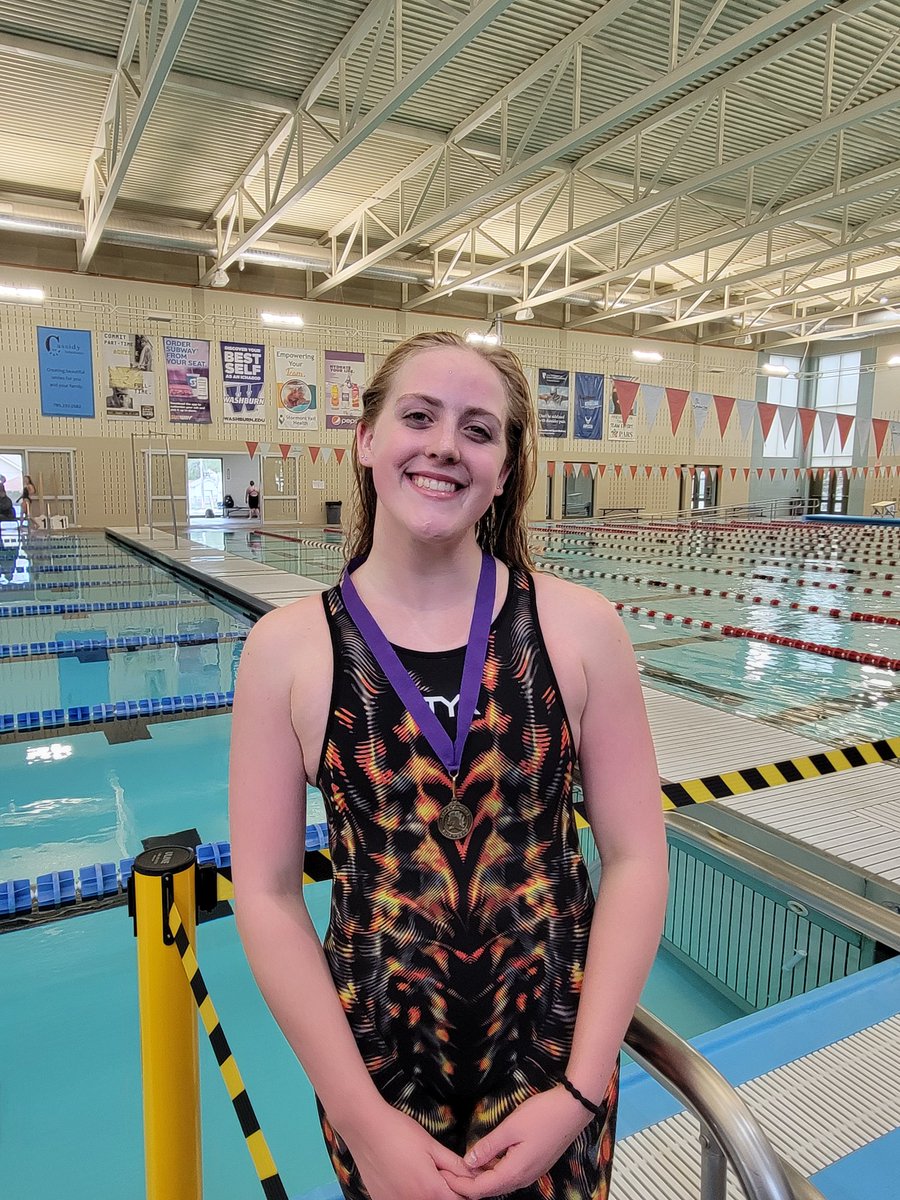 2nd gold medal for Kadence Jeffries. She is a champion in the 500 Free at the Topeka City Championships!