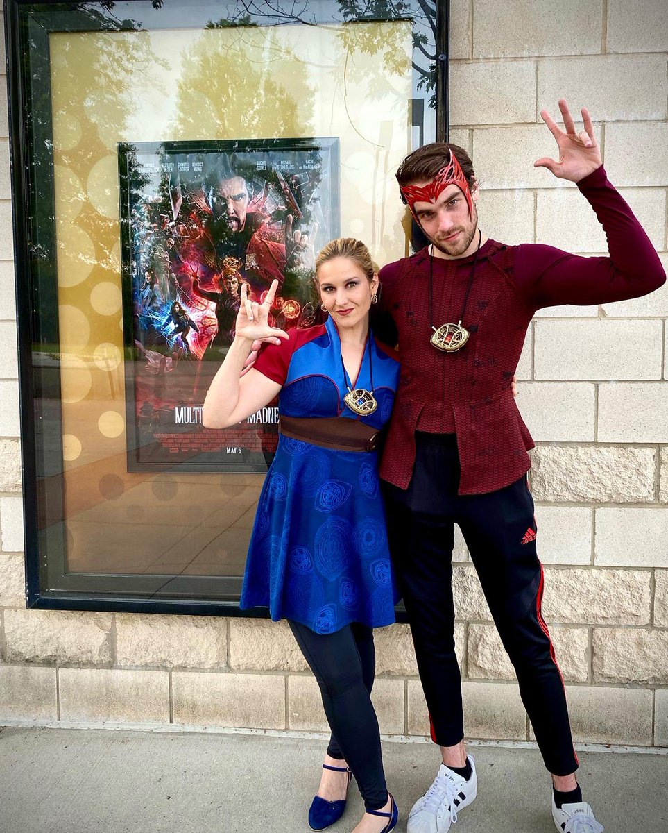 siberiathequeen's tweet photo. I love these bitches so much. #DoctorStrange #MultiverseOfMadness #ScarletWitch https://t.co/KPmfyMvdYH