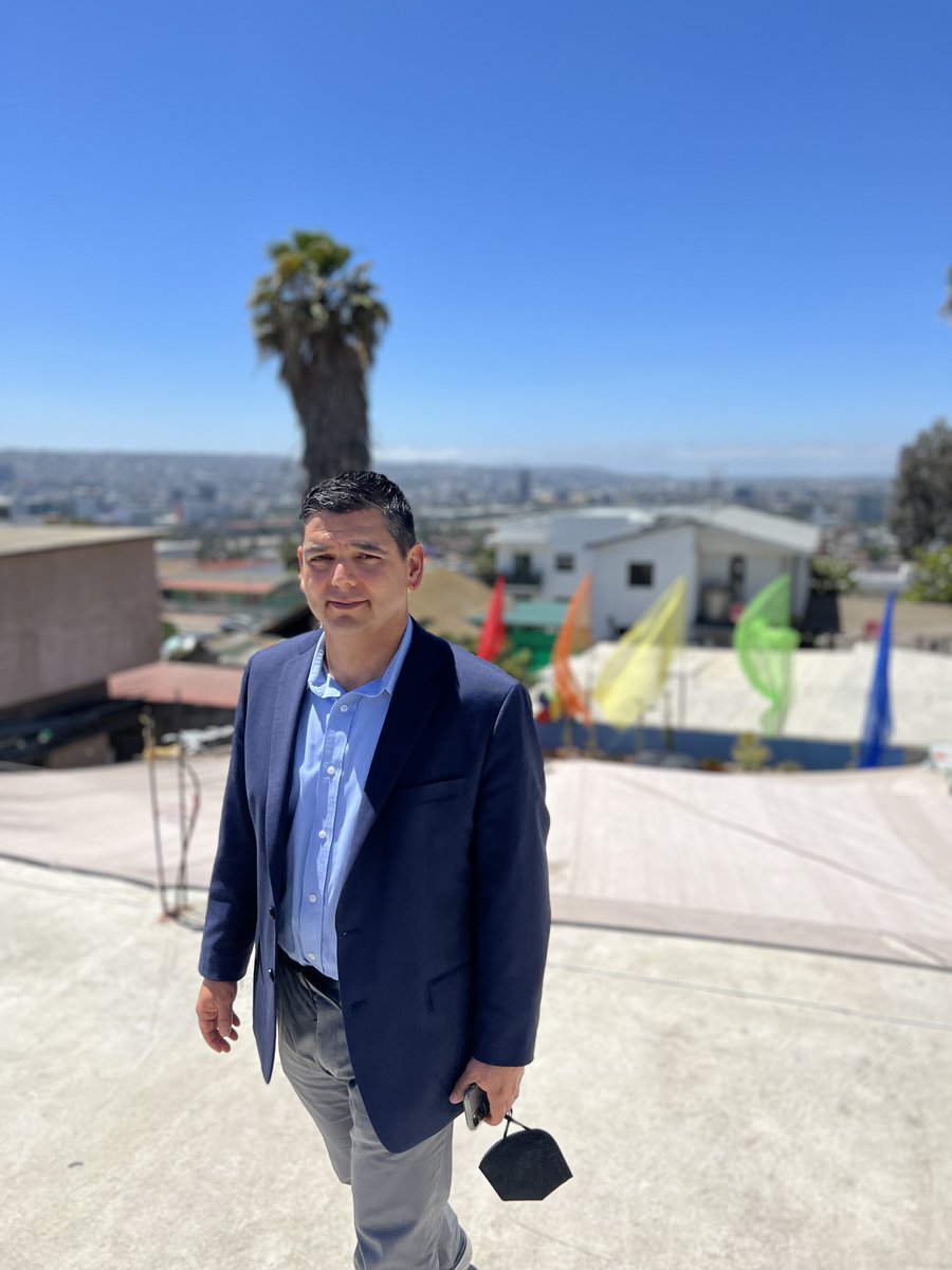RepRaulRuizMD's tweet photo. Today, as @HispanicCaucus Chair and as a trained humanitarian, I visited the U.S-Mexico border to assess the vulnerabilities of LGBTQI migrants and help provide humanitarian protections that are consistent with our American laws and their human rights. https://t.co/1bBusNdohQ