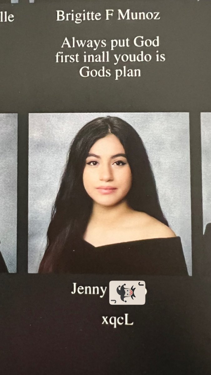 jennxwurld's tweet photo. i did it 🥳 @xQc female juicer #seniorquote https://t.co/FMqWSvqVHu