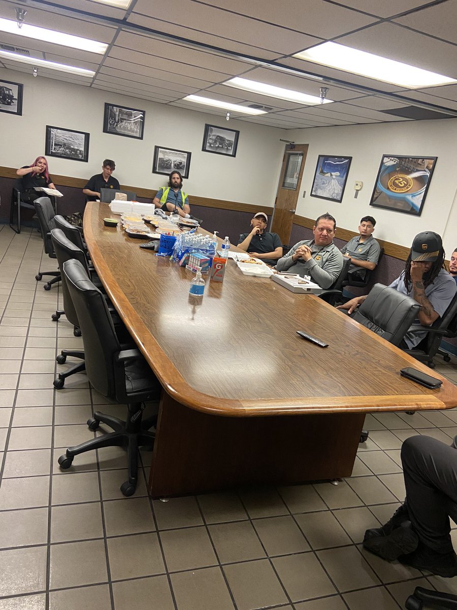 Olivia Corona tweet media