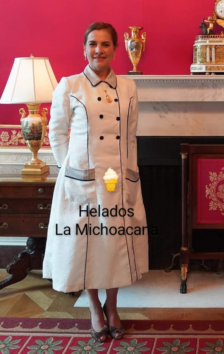 docartur3148's tweet photo. Beatriz Gutiérrez la promotora de Helados La Michoacana en JC Penny https://t.co/4Qb0Cwjrsi