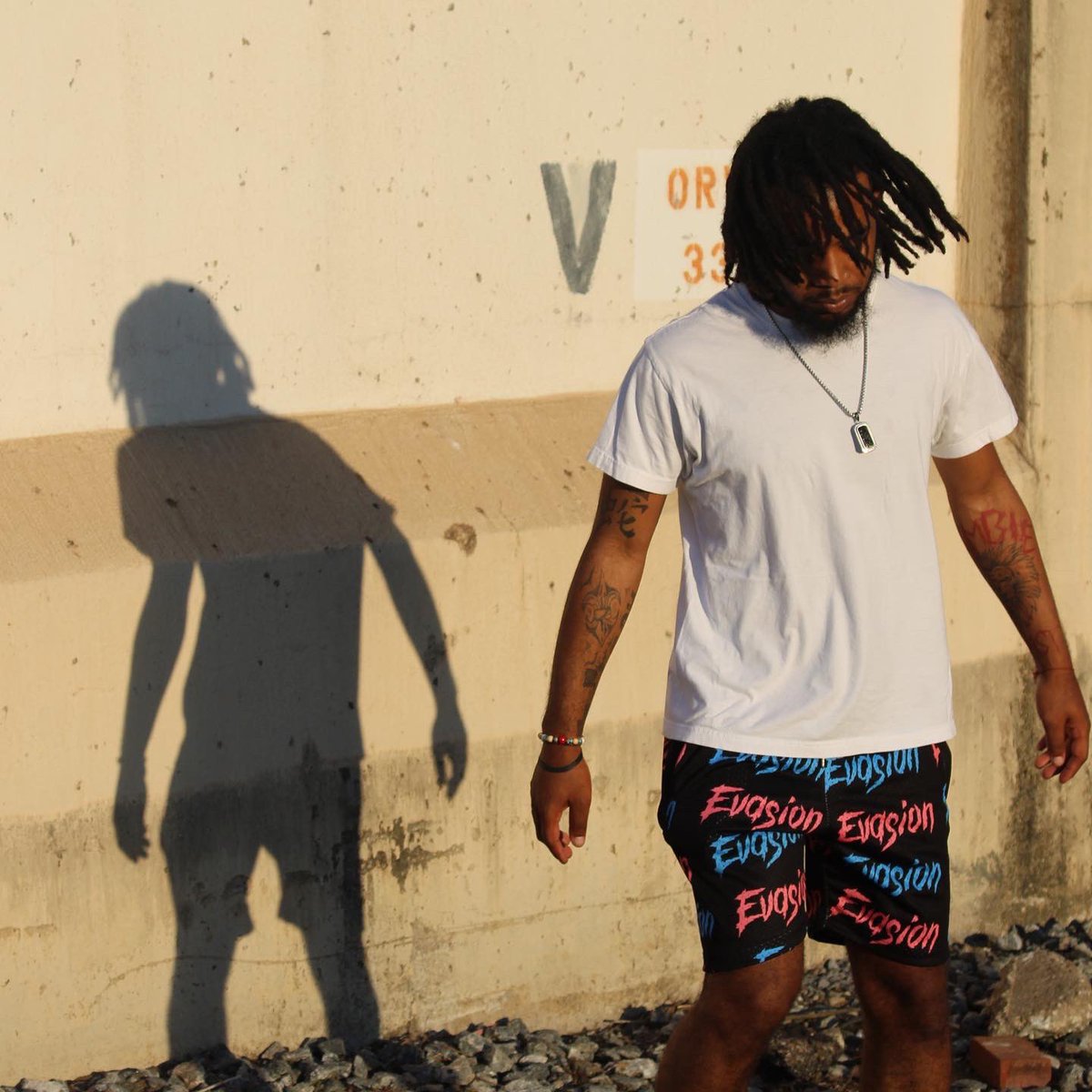 EVASIONERA's tweet image. AVAILABLE NOW ONLINE