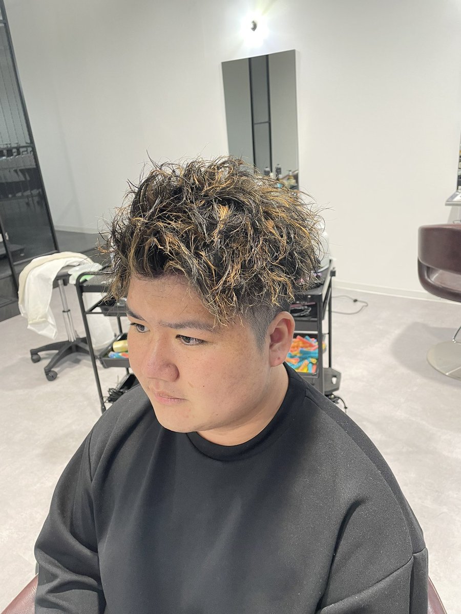 メッシュとパーマは相性抜群✂️

GW明けもよろしくお願いします✨