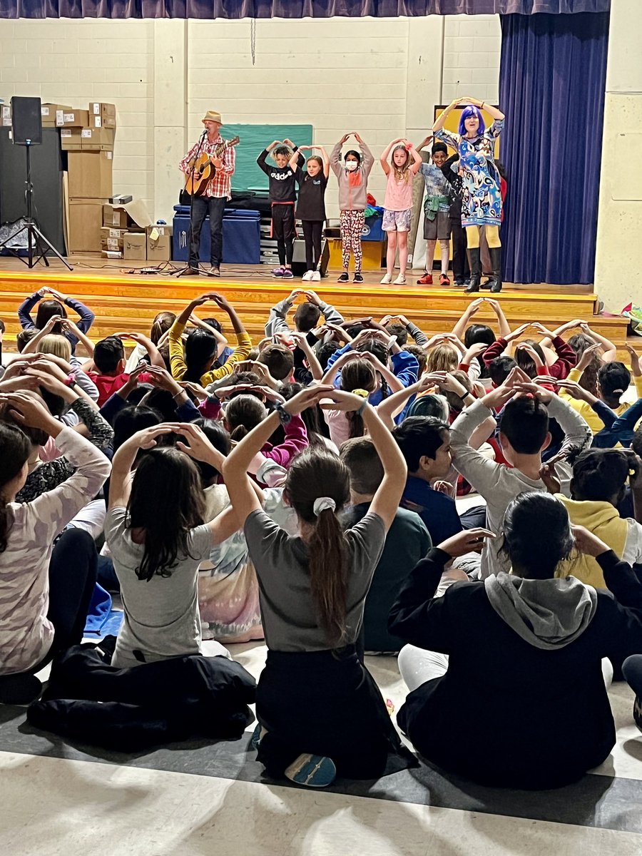 Betsy Dolan tweet media