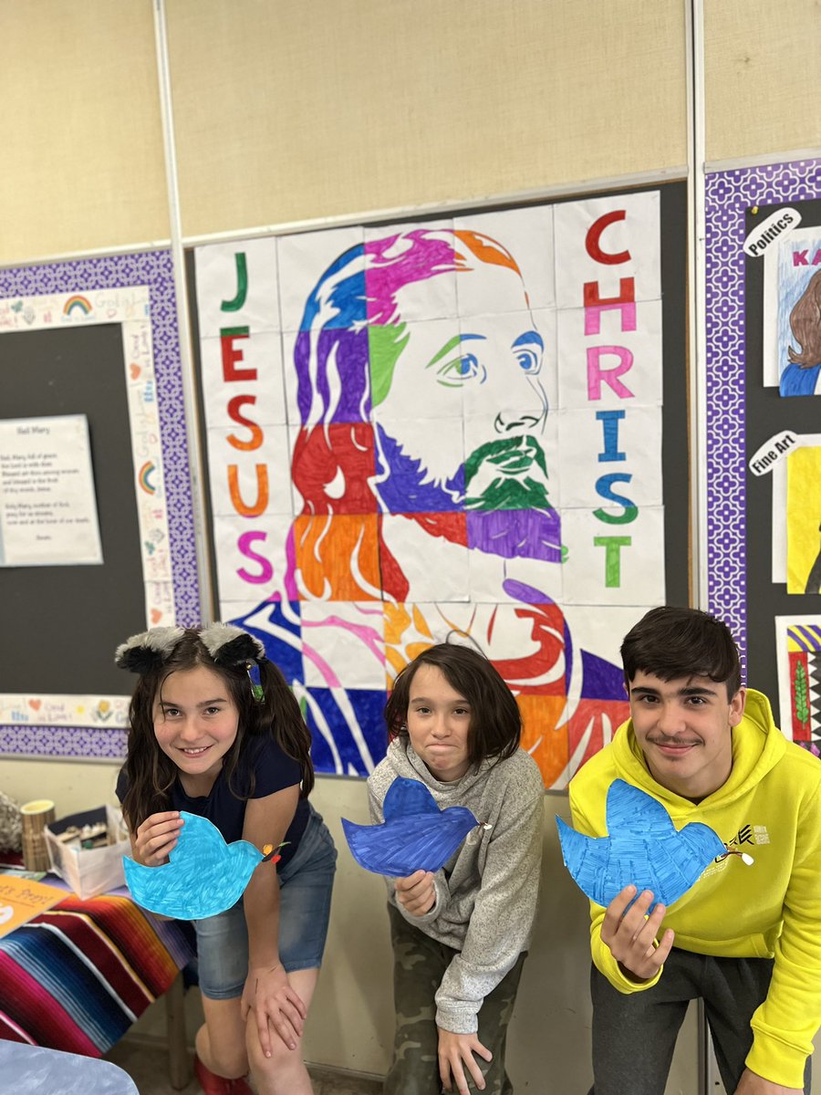 MrsMessen1's tweet photo. This week our class was busy “rebuilding, “restoring” and “renewing” in honour of Catholic Education Week. #CEW2022 @npsc_schools @olsnpsc https://t.co/2zcmFV1DGA
