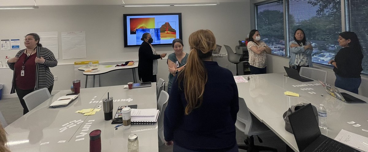 AISDMultilingue's tweet photo. Harnessing the 💪🏼of peer-to-peer learning!Today our elementary & secondary DL experts joined forces to strengthen alignment between our DL K-12! Our goal?To enhance high quality learning experiences for our emergent bilingual learners! Somos #CorazónMultilingüeDeTX #ThisIsHowWeDL https://t.co/TIfaIe17ZT