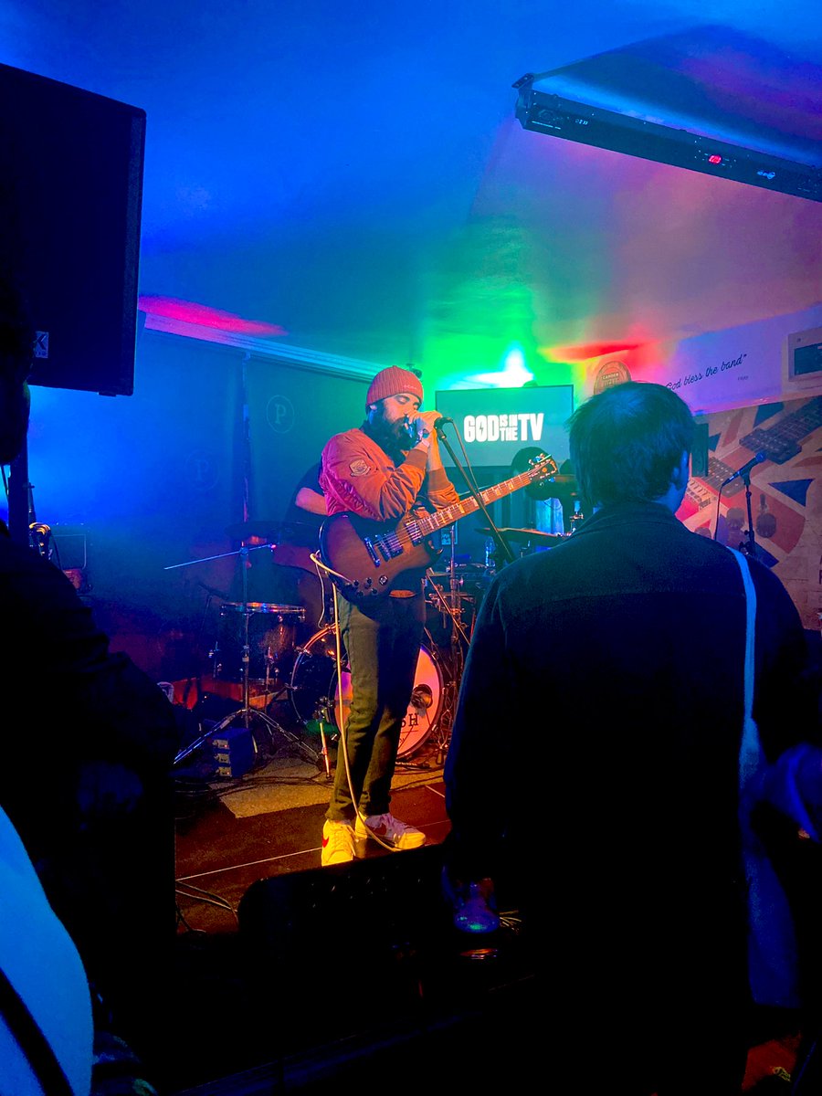 arusaqureshi's tweet photo. Incredible second day at @FocusWales feat. @juderogers, @SELFESTEEM___, @bigbemz1, @K4CIE_, @TheDesiFuturist and more ✨ thank you to @srhjns and team for all their hard work! https://t.co/ops8VvKiim